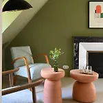 Les Prés Hotel *