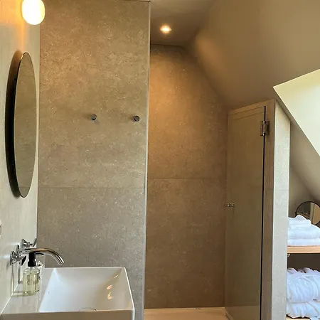 Hotel Les Pres Saint-Hilaire-le-Chatel
