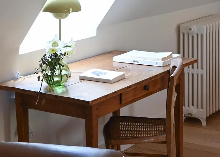 Les Pres Saint-Hilaire-le-Chatel