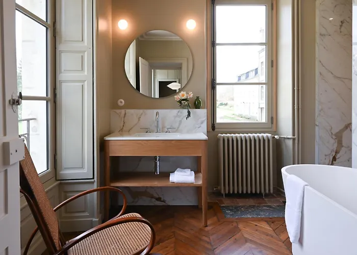 Les Pres Hotel Saint-Hilaire-le-Chatel